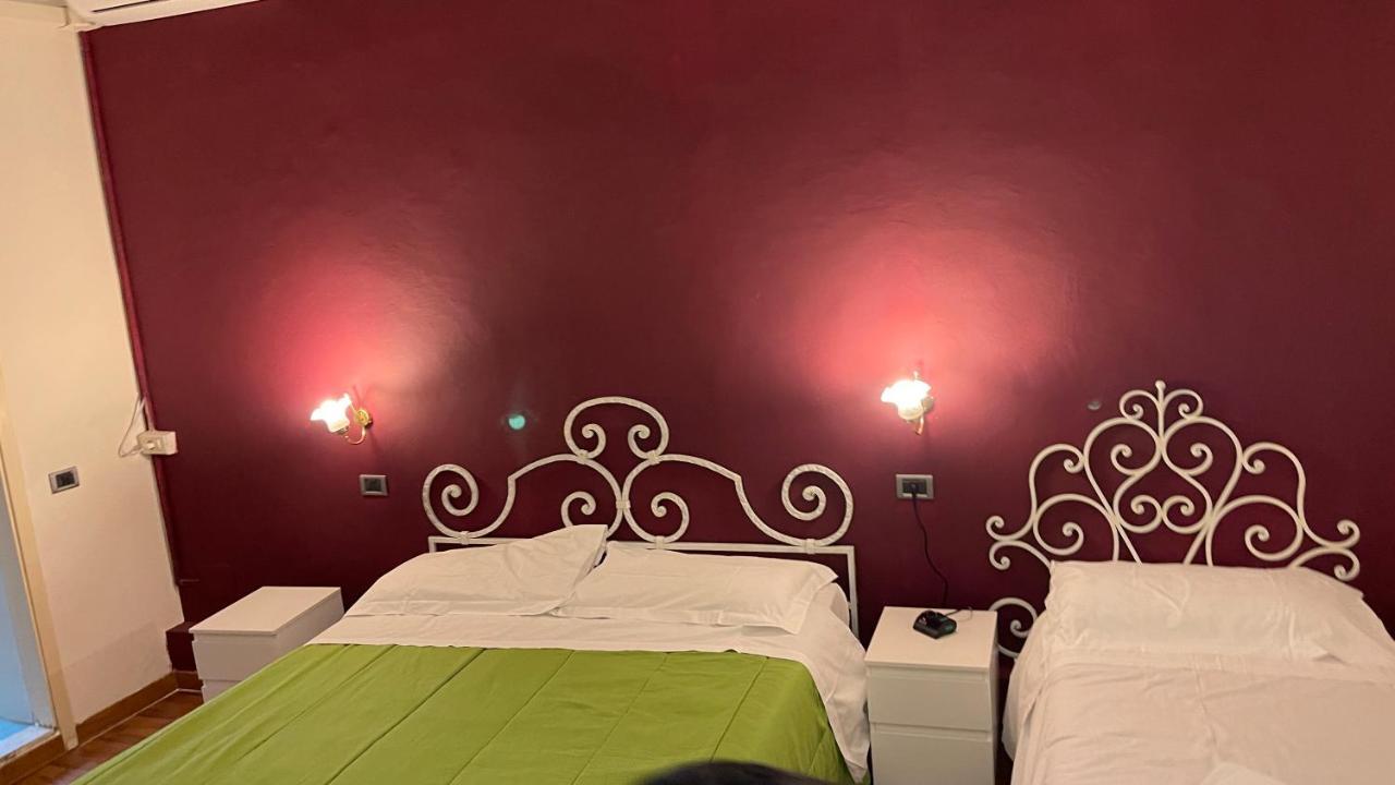 Piccolo Hotel Con Access Ztl !!! Nel Centro Storico Di Firenze !!! Bagian luar foto