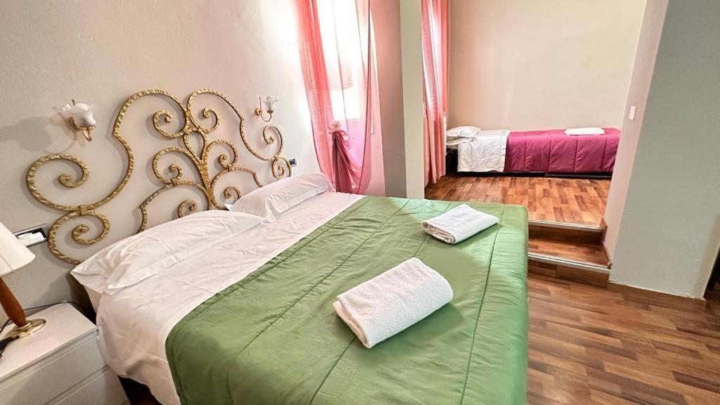 Piccolo Hotel Con Access Ztl !!! Nel Centro Storico Di Firenze !!! Bagian luar foto