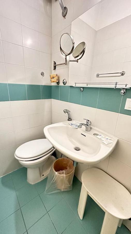 Piccolo Hotel Con Access Ztl !!! Nel Centro Storico Di Firenze !!! Bagian luar foto