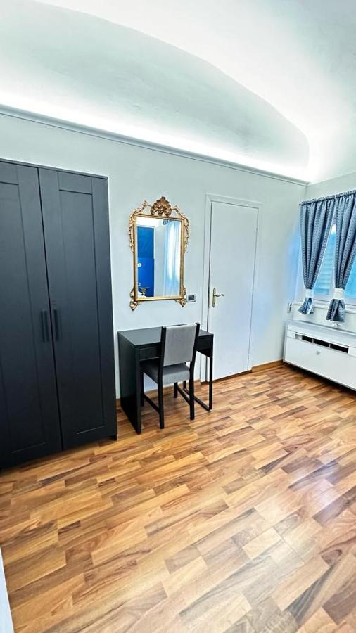 Piccolo Hotel Con Access Ztl !!! Nel Centro Storico Di Firenze !!! Bagian luar foto