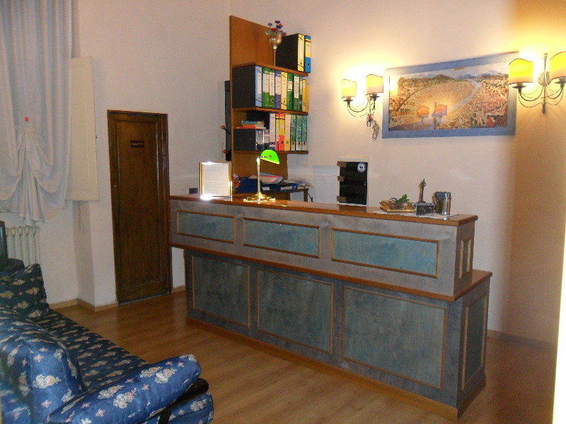 Piccolo Hotel Con Access Ztl !!! Nel Centro Storico Di Firenze !!! Bagian luar foto